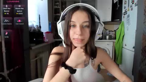 Nika online show from March 2026 01:51:01 PM