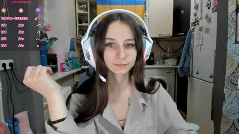 Snapshot of _nika_kik chatting on May 2026 06:48:02 PM Nika online show from May 2026 06:48:02 PM
