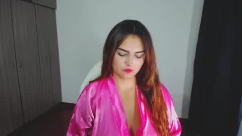 Nina  online show from December 2024 05:38:02 AM