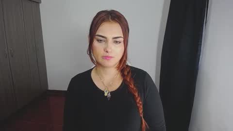 Nina  online show from February 2025 11:42:01 PM