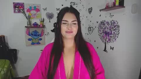 Nina  online show from October 2025 10:39:02 PM