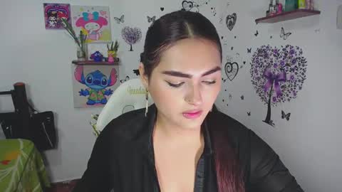 Nina  online show from October 2025 05:08:01 AM