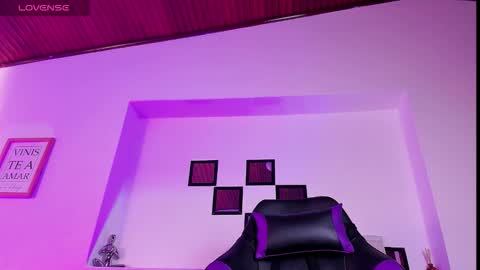 Noa Smith online show from February 2026 12:53:02 PM