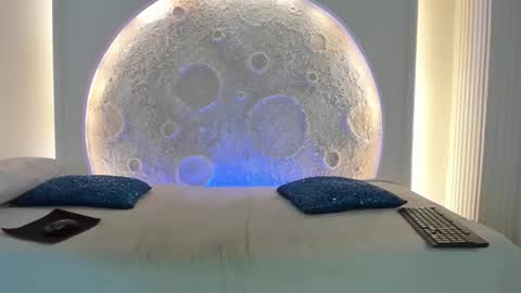 Noah online show from September 2025 08:31:02 PM