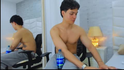 Noah Heyden online show from January 2025 08:25:01 PM