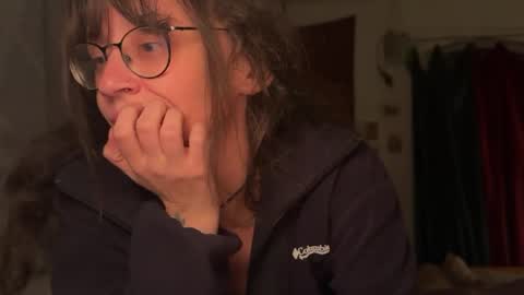 Mila online show from April 2026 12:52:02 AM