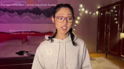 Mikayla online show from February 2025 04:25:01 AM