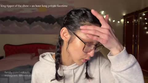 Mikayla online show from February 2025 07:27:02 AM