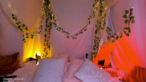 Olivia Wolf  online show from January 2025 09:43:02 PM