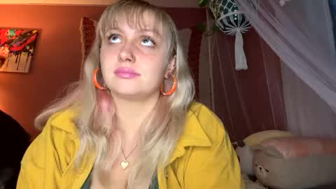 Snapshot of _peaceoutgirlscout_ chatting on November 2025 11:26:01 PM _peaceoutgirlscout_ online show from November 2025 11:26:01 PM