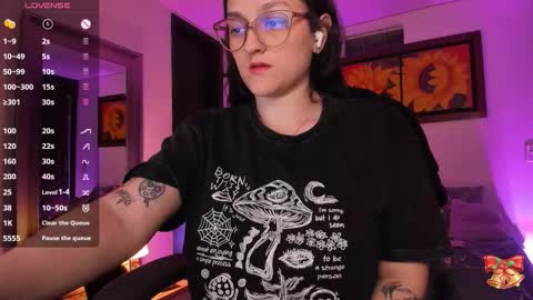 violeta ig  online show from November 2025 05:10:01 AM