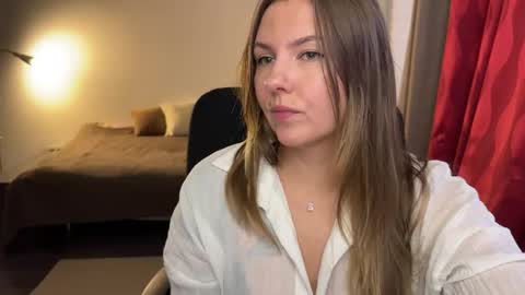  HADLY today day-off see u online 0112  online show from September 2025 04:09:02 PM