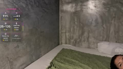  HADLY today day-off see u online 0112  online show from November 2025 02:05:01 PM