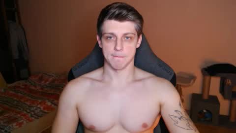 Vampire online show from December 2025 01:10:01 AM