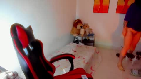 Stefany online show from September 2025 06:57:02 AM