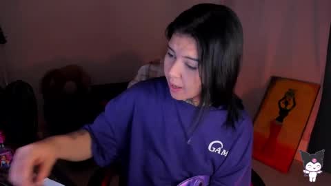 Stefany online show from December 2025 12:10:01 PM