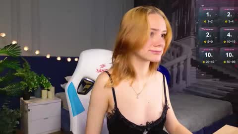 im Amy online show from September 2025 06:06:02 AM