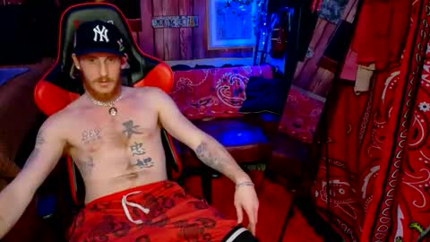 Snapshot of _redxxx chatting on May 2026 05:03:02 AM REDxxx online show from May 2026 05:03:02 AM