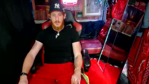 Snapshot of _redxxx chatting on June 2026 06:03:02 AM REDxxx online show from June 2026 06:03:02 AM