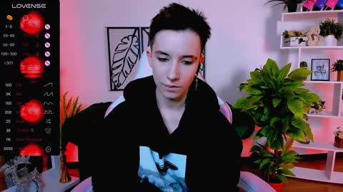 Snapshot of _rein_ramm chatting on January 2025 12:11:02 PM Rein online show from January 2025 12:11:02 PM