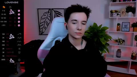 Snapshot of _rein_ramm chatting on February 2025 12:43:02 PM Rein online show from February 2025 12:43:02 PM