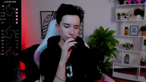 Snapshot of _rein_ramm chatting on February 2025 12:11:01 PM Rein online show from February 2025 12:11:01 PM