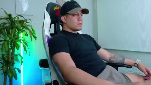 Roberto online show from February 2026 03:44:01 AM