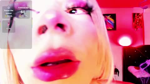 Rose De Witt online show from April 2026 07:11:02 PM