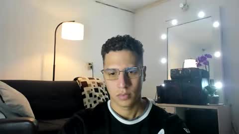 Snapshot of _sahhir chatting on November 2025 04:34:01 AM sair online show from November 2025 04:34:01 AM