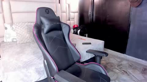 _sammy_ice online show from March 2025 07:30:01 AM