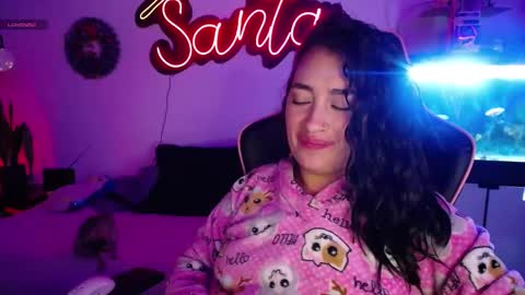  SantaLove  online show from January 2025 01:10:01 AM