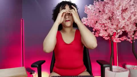 Snapshot of _sarahrose chatting on November 2025 01:07:02 PM Sara online show from November 2025 01:07:02 PM