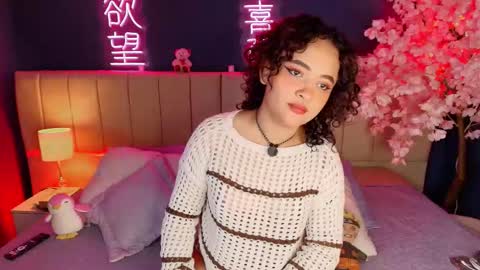 Snapshot of _sarahrose chatting on February 2026 04:18:02 AM Sara online show from February 2026 04:18:02 AM