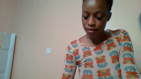 _sassydiva_ online show from November 2025 11:20:02 PM