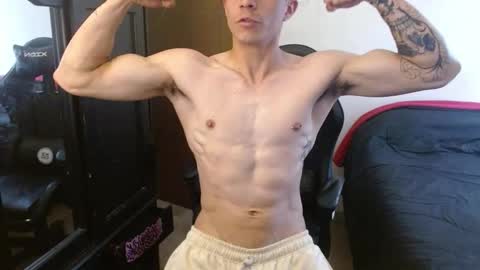 Snapshot of _schnnneider_ chatting on September 2025 04:32:02 PM SCHNEIDER online show from September 2025 04:32:02 PM