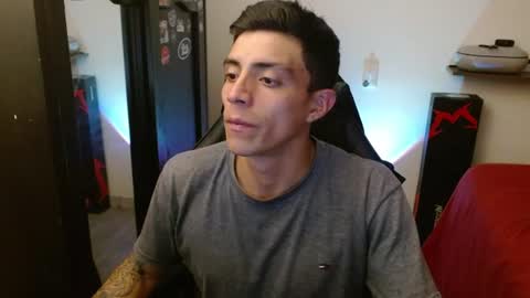 Snapshot of _schnnneider_ chatting on July 2026 01:52:01 AM SCHNEIDER online show from July 2026 01:52:01 AM