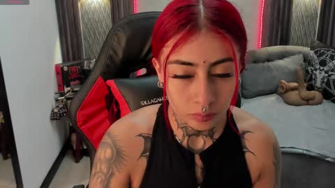 Selene online show from February 2025 03:49:01 PM