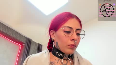 Selene online show from February 2025 09:04:01 PM