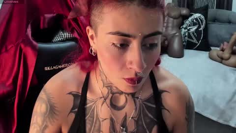 Selene online show from March 2025 04:44:02 PM