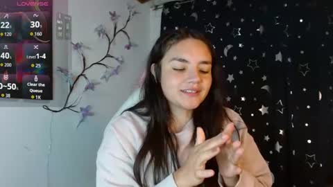 Snapshot of _serendepia_ chatting on July 2026 05:12:02 AM Serendipia online show from July 2026 05:12:02 AM