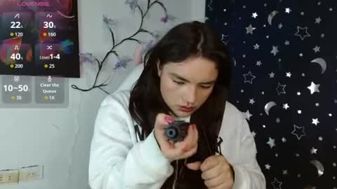 Snapshot of _serendepia_ chatting on August 2026 06:26:02 AM Serendipia online show from August 2026 06:26:02 AM