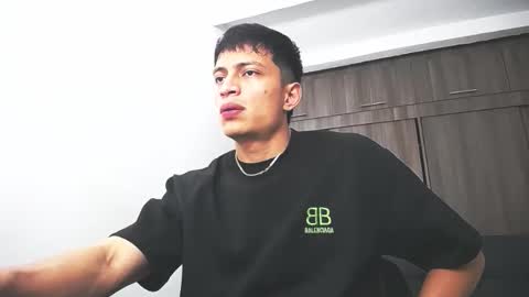 Juan Pablo-independent model online show from February 2026 03:13:01 AM