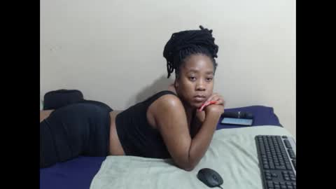 _sexylipss online show from December 2025 11:12:01 PM