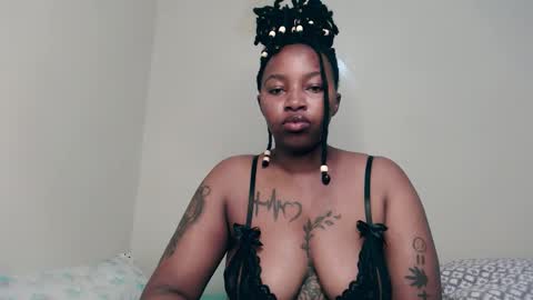 Snapshot of _sexysquirter chatting on November 2025 05:31:01 PM _sexysquirter online show from November 2025 05:31:01 PM