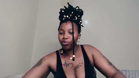 Snapshot of _sexysquirter chatting on November 2025 05:55:02 PM _sexysquirter online show from November 2025 05:55:02 PM