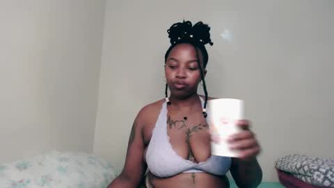 Snapshot of _sexysquirter chatting on November 2025 07:05:02 PM _sexysquirter online show from November 2025 07:05:02 PM