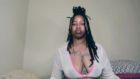 Snapshot of _sexysquirter chatting on December 2025 06:12:02 AM _sexysquirter online show from December 2025 06:12:02 AM