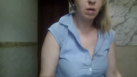 Snapshot of _sexyxsveta_ chatting on July 2026 06:37:02 AM SexyXSveta online show from July 2026 06:37:02 AM