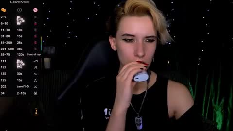 Snapshot of _shadow_devil__ chatting on July 2026 05:34:01 PM Alex online show from July 2026 05:34:01 PM