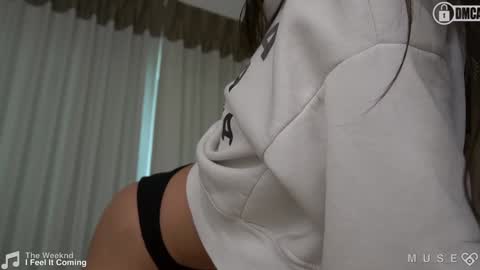 Marinette online show from December 2024 01:58:02 AM